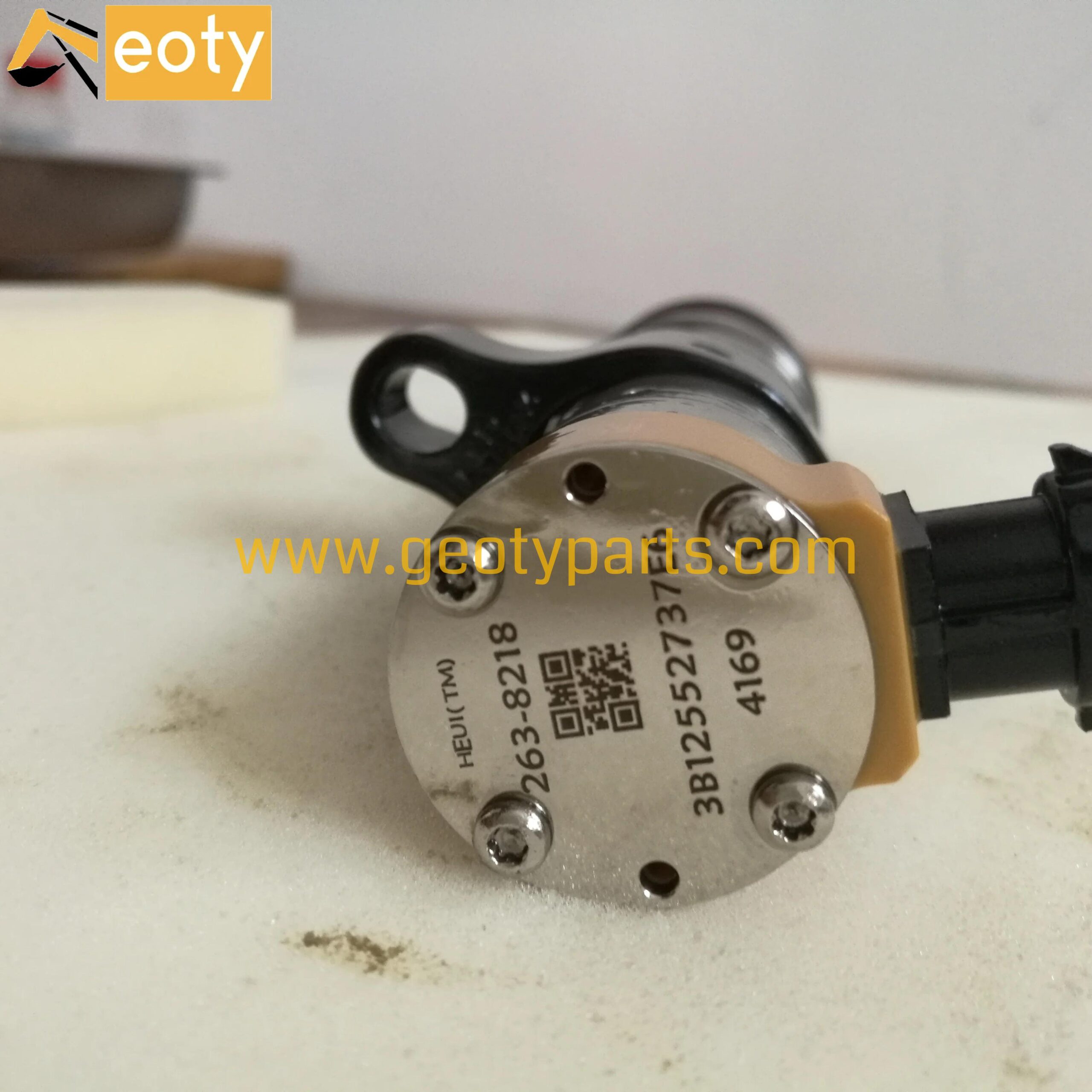 image for CAT 324D 325D C7 common rail injector  263-8218 2638218 387-9427 3879427 20R-8066